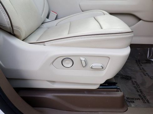 Used 2021 GMC Yukon XL Denali w/ Denali Premium Package image 63