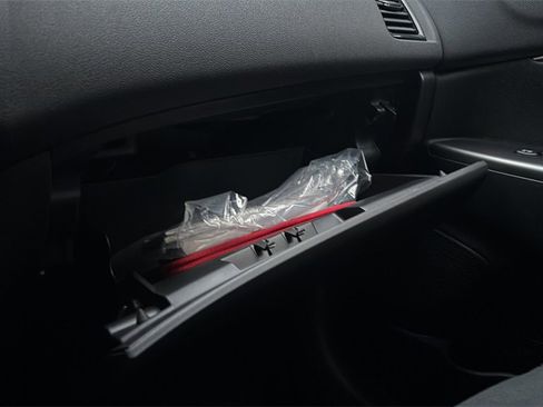 Used 2025 Mitsubishi Outlander Sport SE image 29