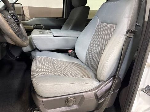 Used 2015 Ford F250 XLT w/ FX4 Off-Road Package AWD/4WD image 17