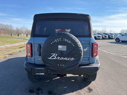 Used 2022 Ford Bronco Badlands image 5