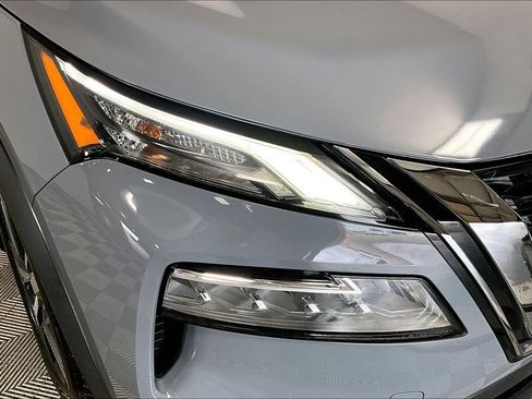 Used 2023 Nissan Rogue SL image 28