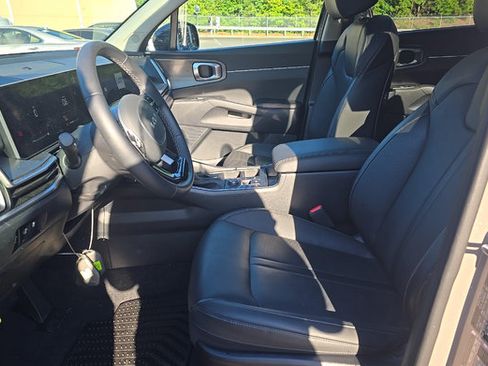 Used 2025 Kia Sorento X-Line EX AWD/4WD image 5