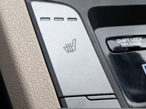 Used 2018 Hyundai Elantra Limited w/ Limited Ultimate Package 02 image 24