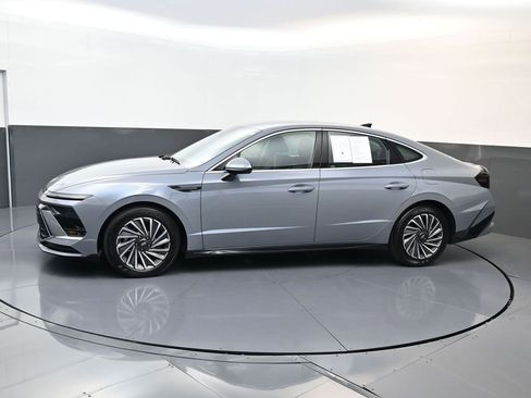 Used 2025 Hyundai Sonata SEL FWD image 7