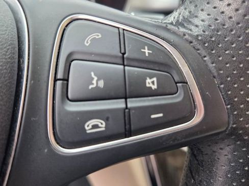 Used 2018 Mercedes-Benz C 300 4MATIC Sedan image 33
