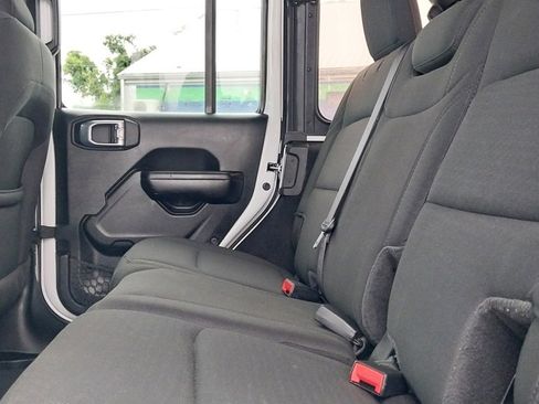 Certified 2021 Jeep Wrangler Unlimited Sport image 15