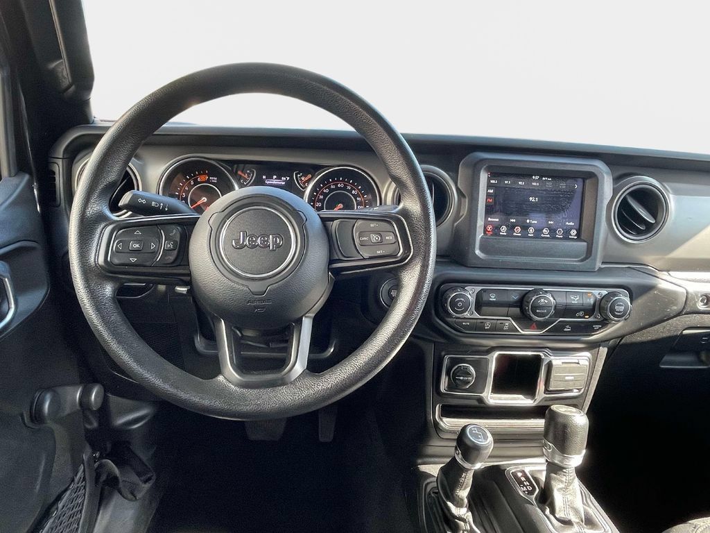 Used 2022 Jeep Wrangler Unlimited Sport AWD/4WD image 11
