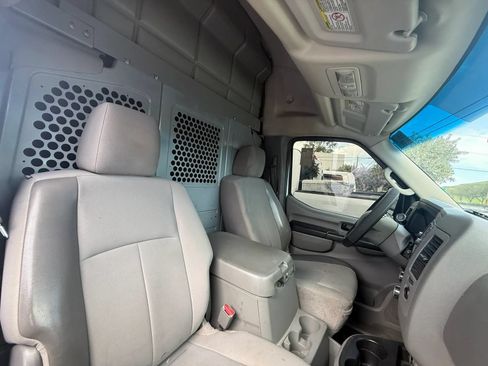 Used 2012 Nissan NV 2500 SV w/ Technology Pkg RWD image 11