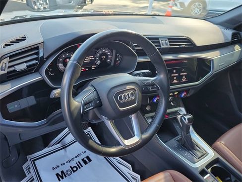 Used 2020 Audi Q3 2.0T Premium image 17