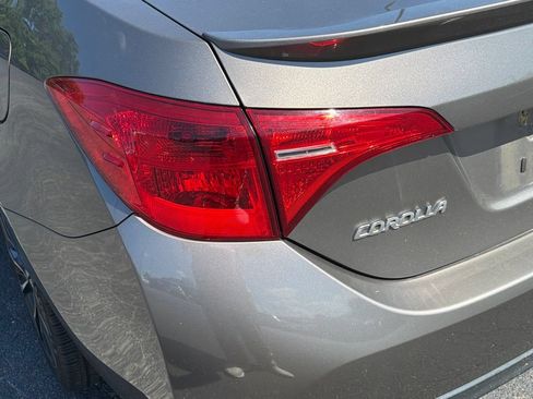 Used 2019 Toyota Corolla SE FWD image 19