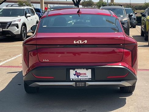 Used 2025 Kia K4 FWD image 5