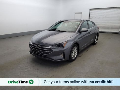Used 2019 Hyundai Elantra Value Edition w/ Winter Weather Package FWD image 1