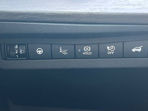 Certified 2023 Nissan Ariya image 32