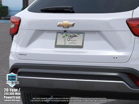 New 2026 Chevrolet Trax LT w/ Driver Confidence Package image 14