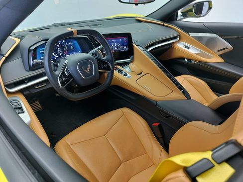 Used 2021 Chevrolet Corvette Stingray Preferred Cpe w/ Battery Protection Package RWD image 4