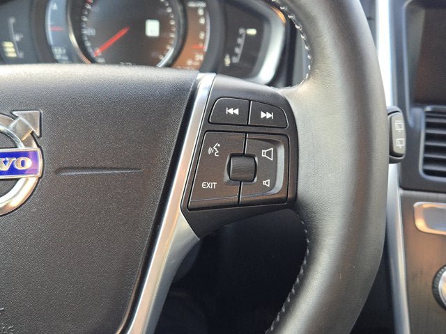 Used 2016 Volvo XC60 T5 Platinum w/ Protection Package AWD/4WD image 35