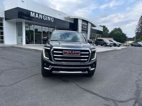 New 2026 GMC Yukon Elevation w/ Elevation Premium Package AWD/4WD image 18