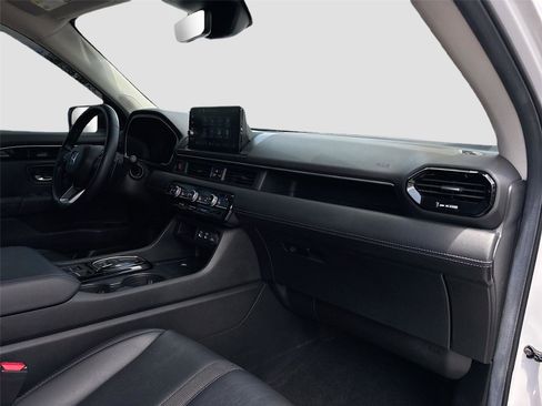 Certified 2024 Honda Pilot EX-L image 33