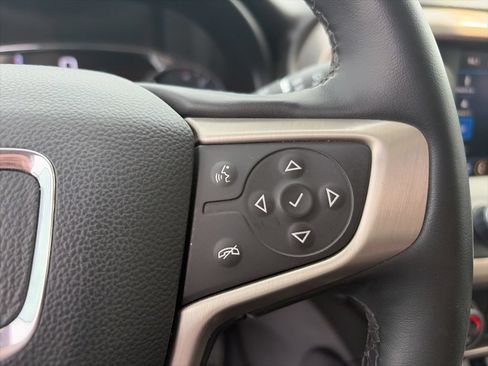 Used 2023 GMC Acadia Denali AWD/4WD image 22