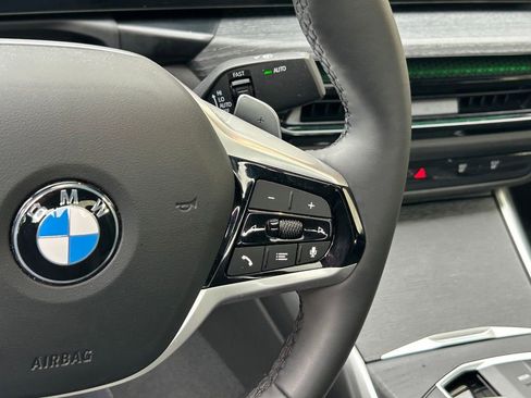 Used 2025 BMW 330i Sedan image 45