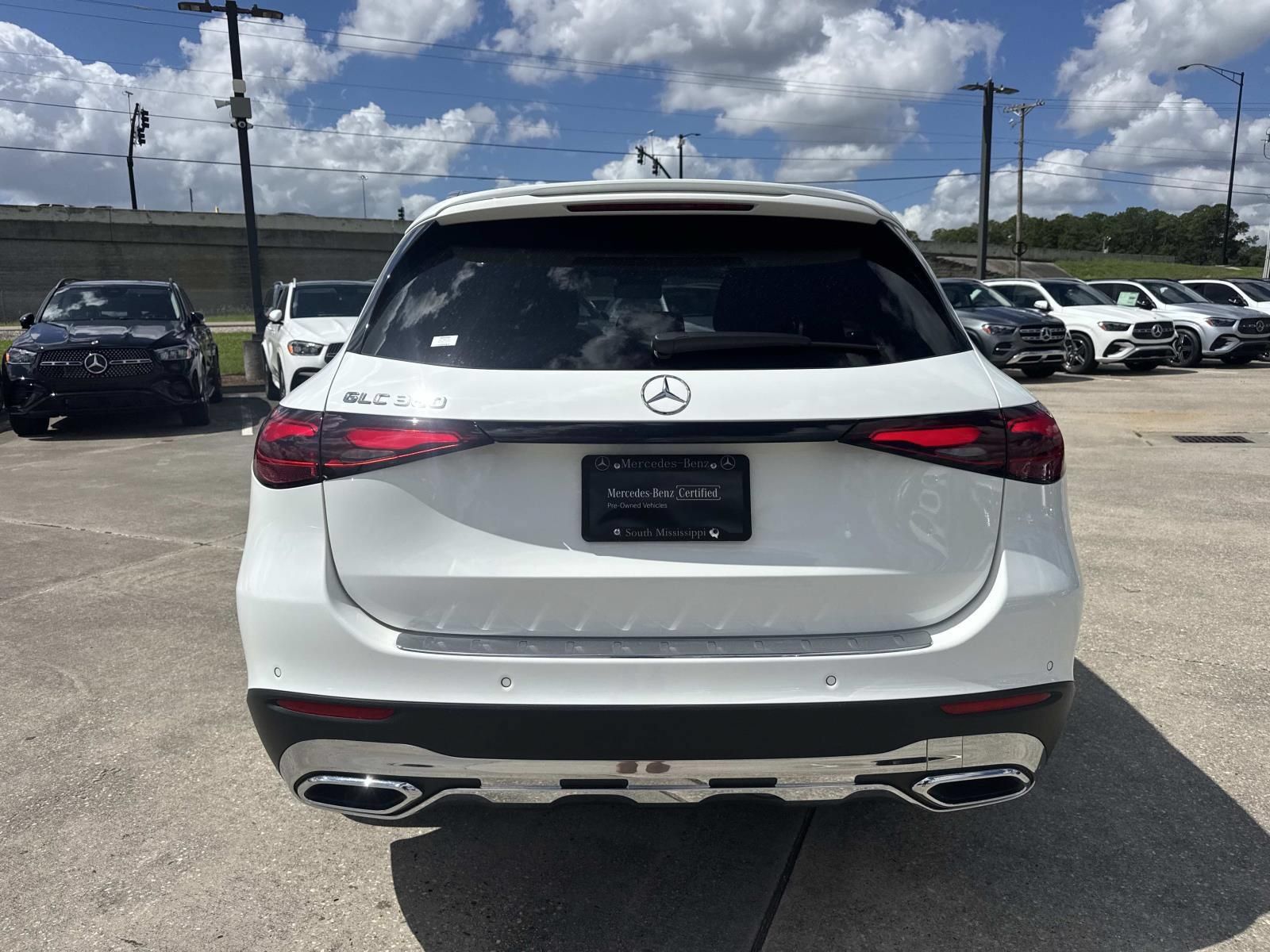 Used 2026 Mercedes-Benz GLC 300 image 7