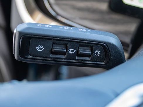 Used 2022 Rivian R1T Adventure image 15