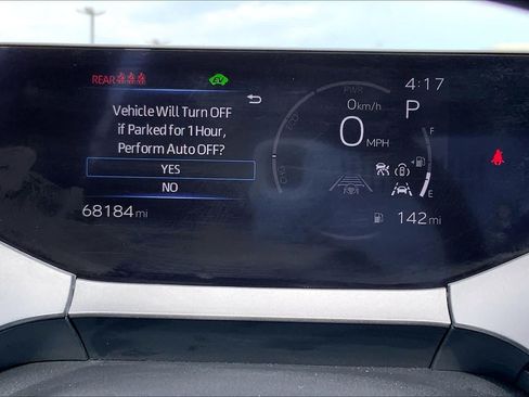 Used 2025 Toyota Prius LE FWD image 25