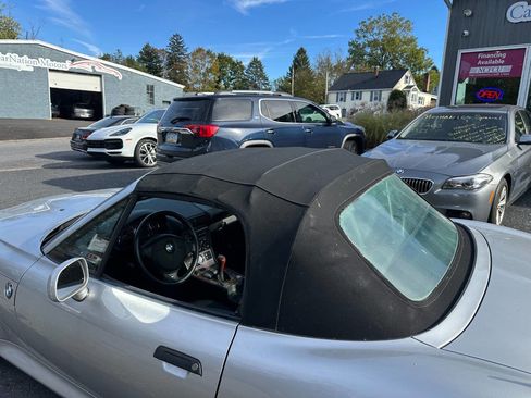 Used 2000 BMW Z3 2.5i image 28
