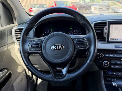 Used 2018 Kia Sportage EX w/ EX Technology Package FWD image 23