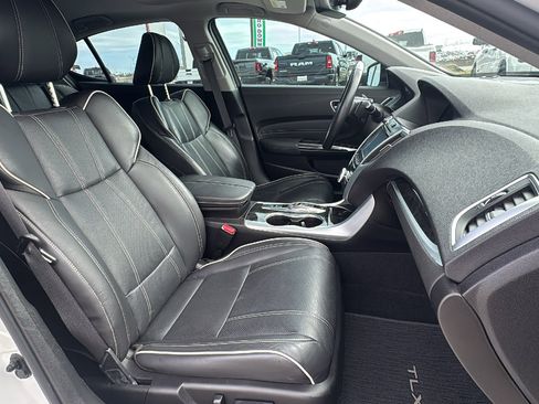 Used 2018 Acura TLX V6 w/ Advance Package image 32