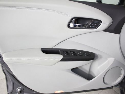 Used 2018 Acura RDX w/ Tech & AcuraWatch Plus Pkg image 12