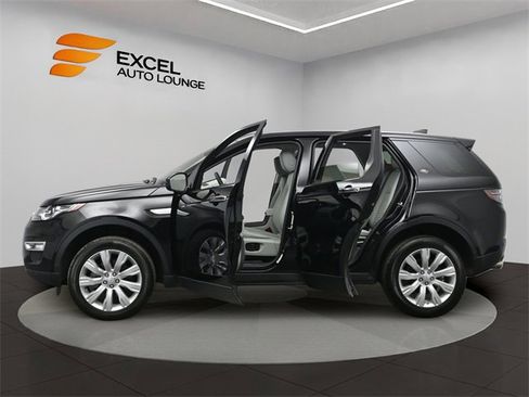 Used 2018 Land Rover Discovery Sport HSE Luxury image 58