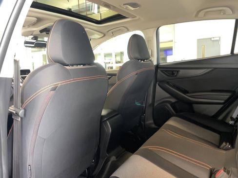 Used 2021 Subaru Crosstrek 2.0i Premium w/ Moonroof Package image 7