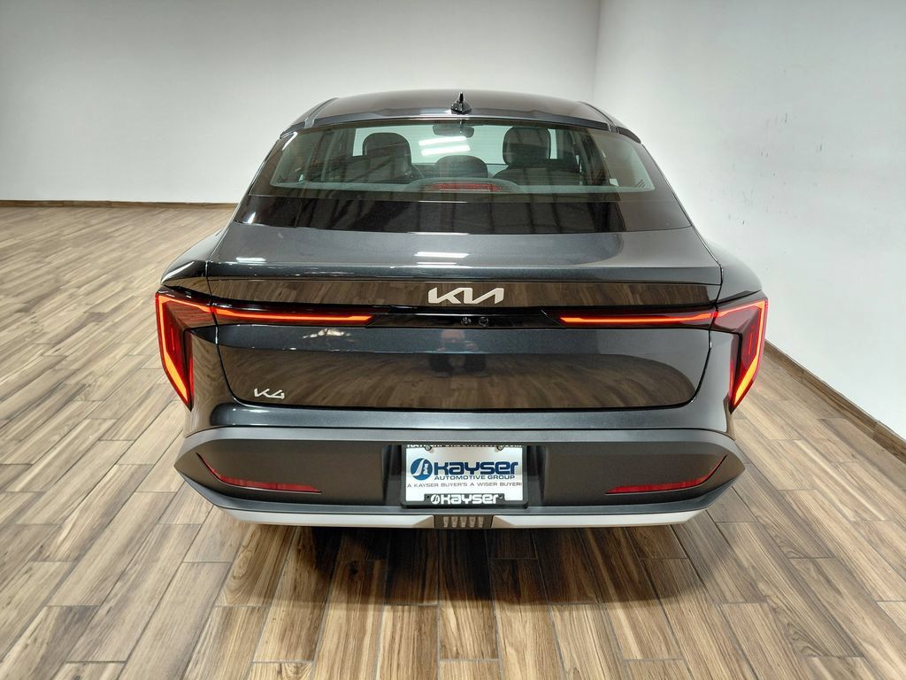 Used 2025 Kia K4 FWD image 18
