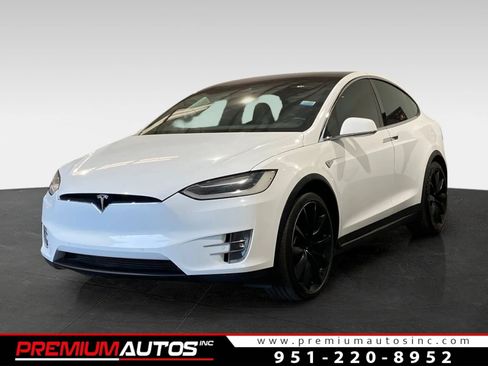 Used 2016 Tesla Model X 75D image 1
