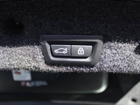 Used 2013 BMW M5 RWD image 32