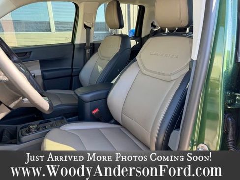 Used 2025 Ford Maverick Lariat w/ 4K Tow Package image 8