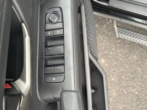 New 2025 Toyota Tacoma TRD Off-Road image 13