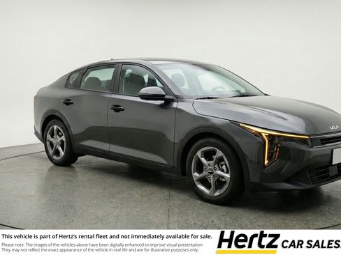 Used 2025 Kia K4 FWD image 1