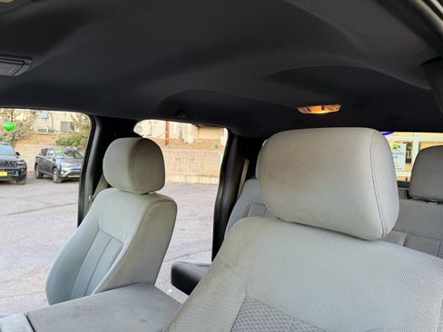 Used 2013 Ford F150 XLT w/ XLT Chrome Pkg image 9