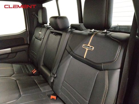 Used 2024 Ford F250 Platinum image 33