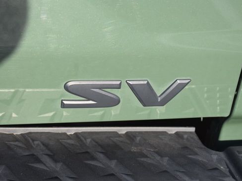Used 2024 Nissan Titan SV w/ SV Bronze Edition Package RWD image 8