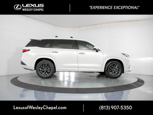 New 2026 Lexus TX 350 AWD image 2