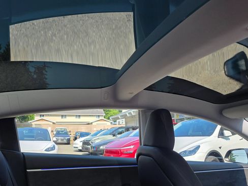 Used 2024 Tesla Model 3 Long Range AWD/4WD image 15