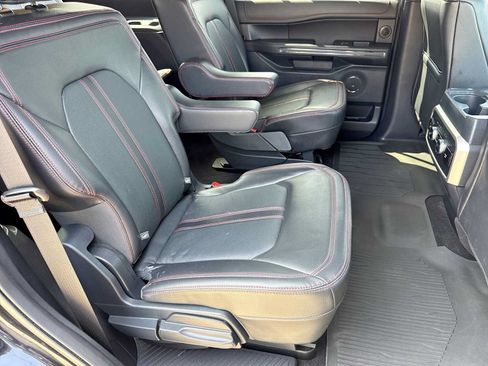 Used 2023 Ford Expedition Limited AWD/4WD image 20