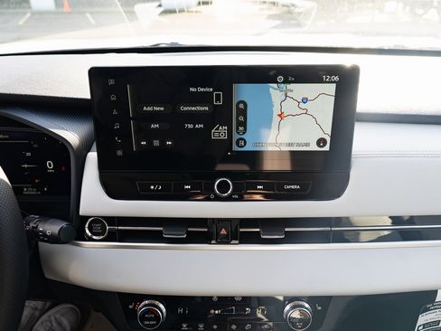 New 2026 Mitsubishi Outlander SE image 14