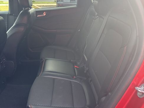 Used 2024 Ford Escape ST-Line image 25