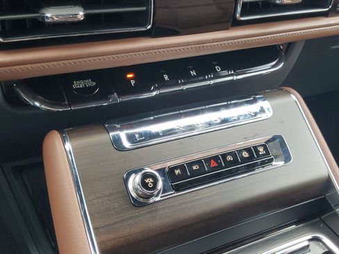 New 2026 Lincoln Aviator Reserve AWD/4WD image 21