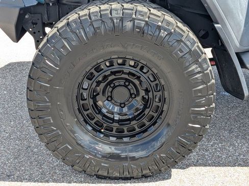 Used 2020 Jeep Wrangler Sport S image 21