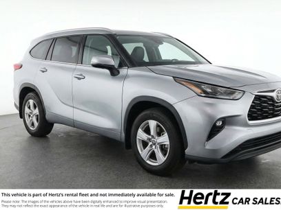 Used 2025 Toyota Highlander LE